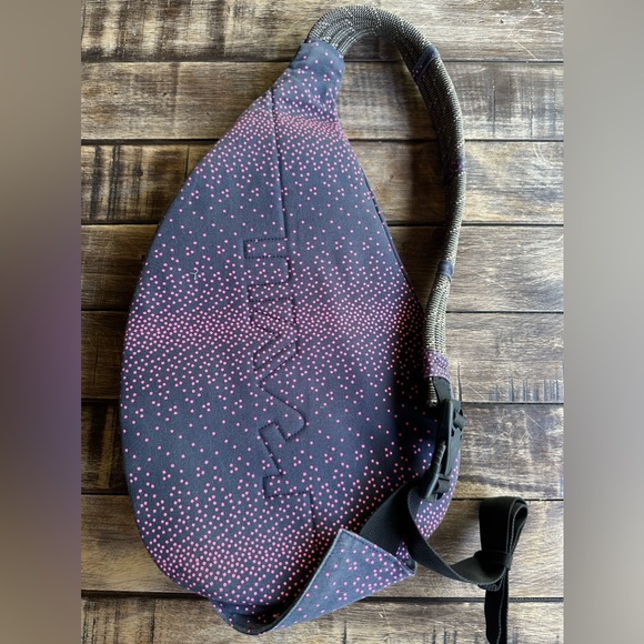 Kavu cross back backpack - Picture 2 of 5